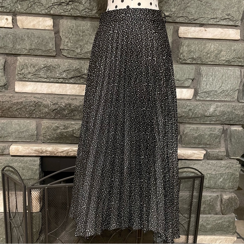 ZARA Pleated Silky Skirt